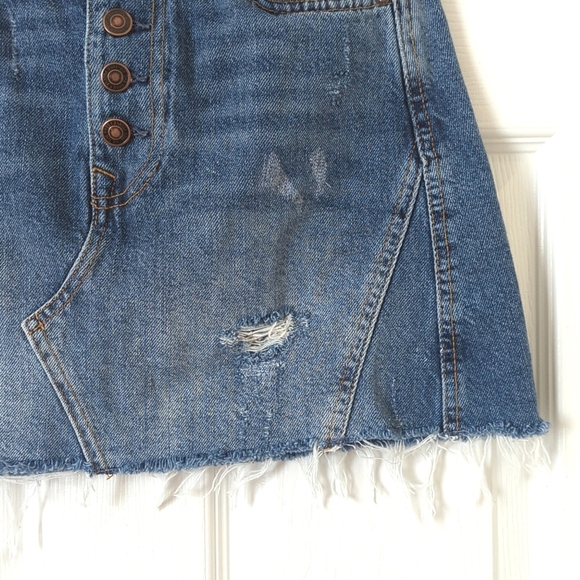 We The Free Harvey Distressed Medium Wash High Waist A-line Denim Mini Skirt 27 - Picture 8 of 11